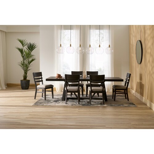 Edison Trestle Extendable Dining Tabl